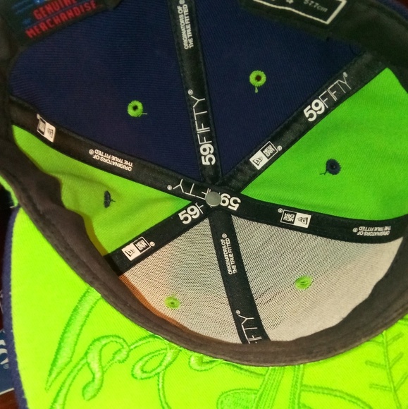 Hat - Picture 2 of 4